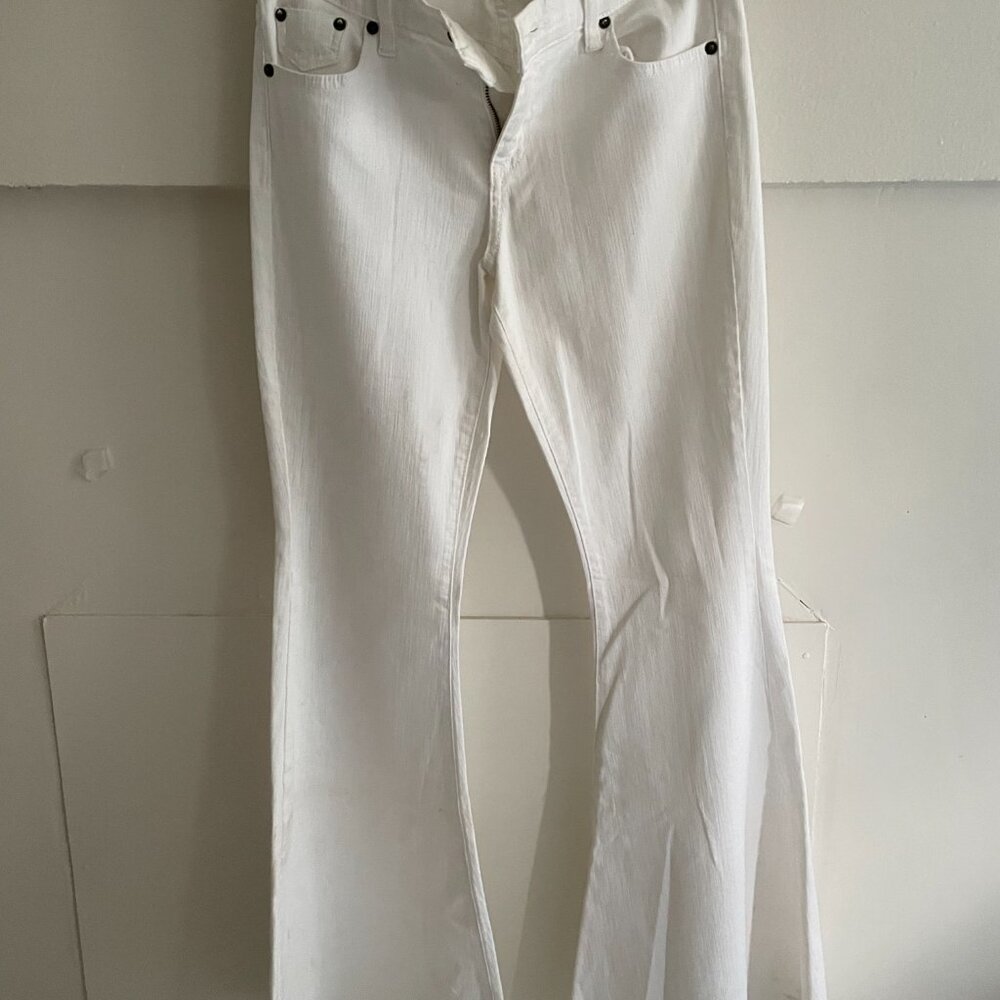SUMMER SALE
FREE PEOPLE BELL BOTTOMS
Condition:  Never been worn.
